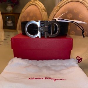 Men’s AUTHENTIC Salvatore Ferragamo black leather belt size 95
